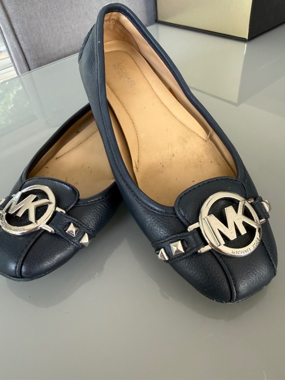 MK leather ballerine 6.5 M